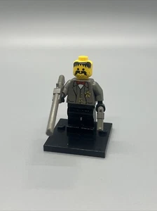 LEGO® Western Cowboy SHERIFF Minifigure with Rifle and Revolver (ww021) - Picture 1 of 4