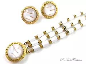 Vintage signiertes HOBE Weiß & Gold Plexiglas Dreistrang ARMBAND & OHRRINGE SET - Bild 1 von 1