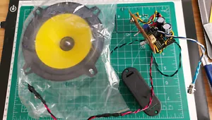 CIGAR BOX GUITARISTS! Build a 9 Volt 1 W Battery Guitar Amplifier (with SPEAKER) - Picture 1 of 22
