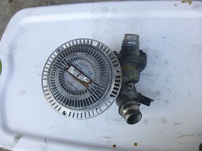 BOMBA DE AGUA BMW E38 740iL 740i con embrague 1999-2000-2001  Foto 1 de 4