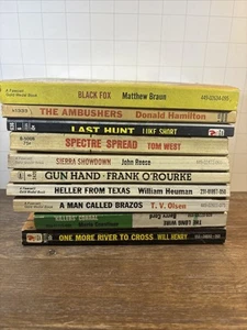 Lot Of 10 Vintage Western Paperback Books 60s/70s - Picture 1 of 11