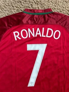 NEW Cristiano Ronaldo Portugal Soccer Camiseta Jersey Large Red - Picture 1 of 8