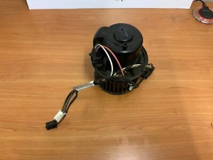 Transit 190 Smiley Frontheizung Gebläsemotor und Kabel 99VB-18518-AA - Bild 1 von 4