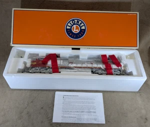 Lionel 2-11561 Santa Fe SD75 Diesel Locomotive #204 - Picture 1 of 18