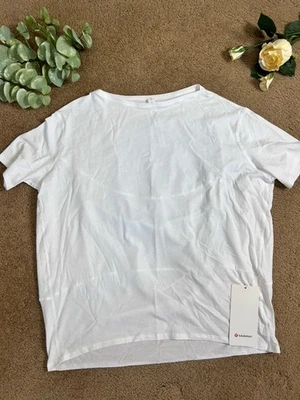 NWT$58 Back in Action Short Sleeve - White - Size 4 - Image 1 of 4