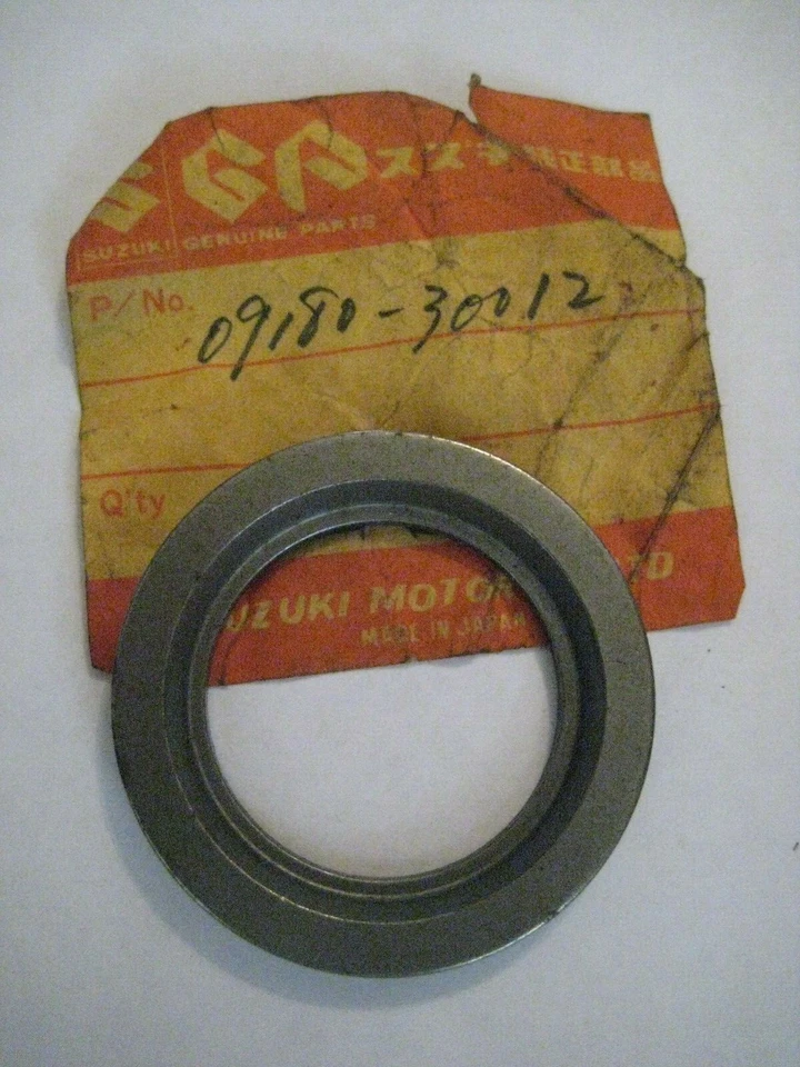 ESPACIADOR DE COJINETE DEL CIGÜEÑAL SUZUKI TS250/TM250/RL250/DS250 ¡NOS! Foto 1 de 1