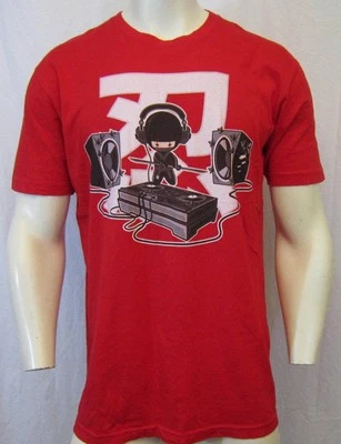 CAMISETA EMPODERADOR ARTISTA PERSONAJE ASIÁTICO DJ NINJA CUELLO REDONDO TALLA GRANDE VIC-THOR1 Foto 1 de 3
