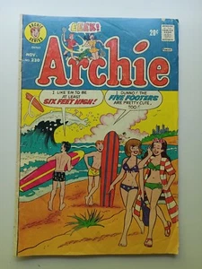 ARCHIE  COMICS #230     At The Beach  VG condition - Bild 1 von 3