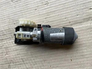 Ajuste del respaldo del motor Mercedes-Benz R129 Bosch 1298208842 - Imagen 1 de 2