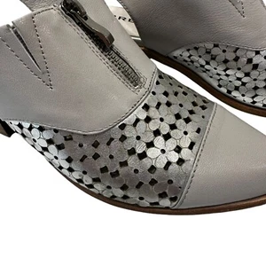 Bresley | Acede Sling Back Zip Up | NEW | Grey with floral design | Size: 37 - Picture 1 of 13