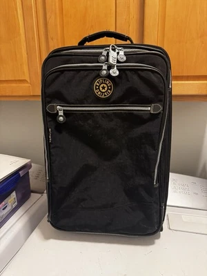 "Bolsa de lona de viaje Kipling negra con ruedas 21""" Foto 1 de 4