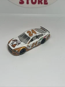 LOOSE 2017 NASCAR Authentics #24 Little Caesars Chase Elliott 1:64 Diecast - Picture 1 of 8