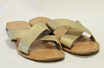 Классические кожаные сандалии-шлепанцы GAP Pale Gold Cross размер 10 - Изображение 1 из 4