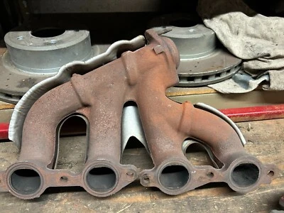 Par de cabezales colector de escape Pontiac GTO '05 Foto 1 de 2