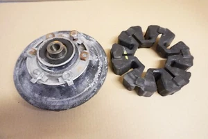Kawasaki GPZ750 GPZ 750 ZX75-A 1983-1985 rear sprocket carrier - Picture 1 of 7