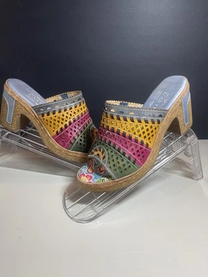 L'artiste Spring Step Guayas Multicolor Painted Cut Leather Slide Heels 8.5 M - Image 1 of 4