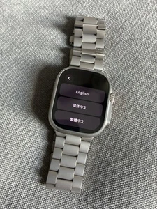 Apple Watch Ultra Titanium Case 49mm (GPS + Cellular) - Preowned - Photo 1 sur 6