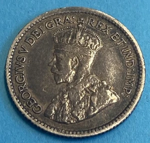 1914 Canada 5 Cents Silver Foreign Coin - Picture 1 of 2