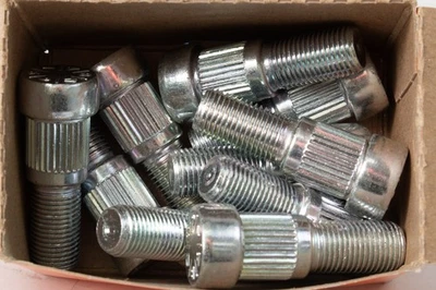 Dorman Wheel Stud 1/2-20" 10-Pc Fits 1973-1976 Dodge Charger Part Number 610-169 Foto 1 de 4