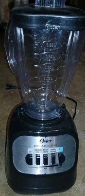 OSTER Duralast Classic 5 SPEED Blender.   933 - Image 1 of 4