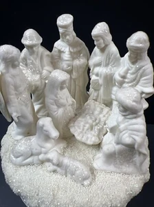 VTG Musical Christmas Nativity Scene Music Box Plays Silent Night Cracker Barrel - Picture 1 of 8