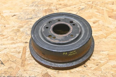 Conjunto de tambor de freno trasero Chevy Corvair Monza 1966-1969 OEM 3841188 99 k Foto 1 de 4