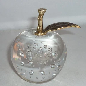 UNUSUAL PRETTY VINTAGE RETRO CLEAR ART GLASS NEW YORK APPLE PAPERWEIGHT - Picture 1 of 7