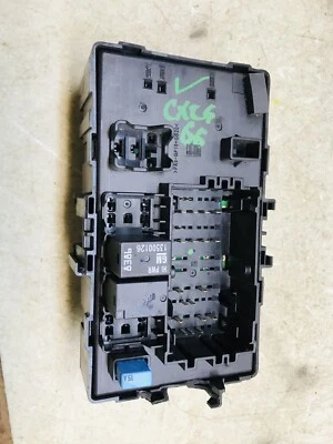 15 16 Cadillac Escalade Fuse Box Panel 23200660 - Изображение 1 из 2