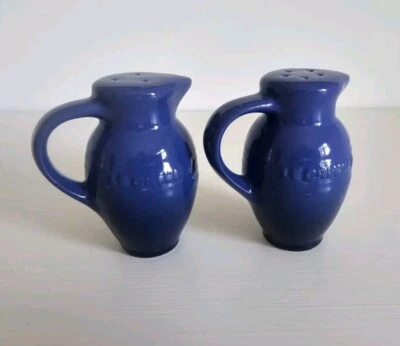 Jarra de poteriel blanca Le Creuset salero y pimentero Foto 1 de 4