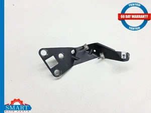 Pontiac Solstice Front Fender Mount Bracket Right Passenger 06-09 - Picture 1 of 7