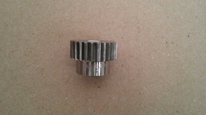 NEW OPEN BOX BOSTON YA25 SPUR GEAR, 25T, 20 DP, 20 DEG P.A., 1/2" PLAIN BORE. - Picture 1 of 3