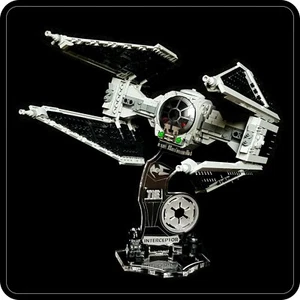 Soporte de exhibición 3D-ENGV en ángulo + ranuras para Lego 75348 Mando TIE Interceptor (A1099) - Imagen 1 de 12