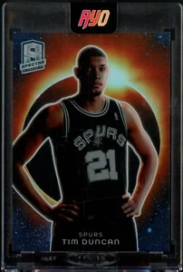 2023-24 Panini Spectra #3 Tim Duncan Custodia Eclissi Solare Hit Prizm SSP - Spurs - Foto 1 di 2