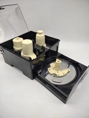 Cuisinart Food Processor FP16 FP14 Replacement Blades Lot Of 4 W Locked Case - Image 1 of 4