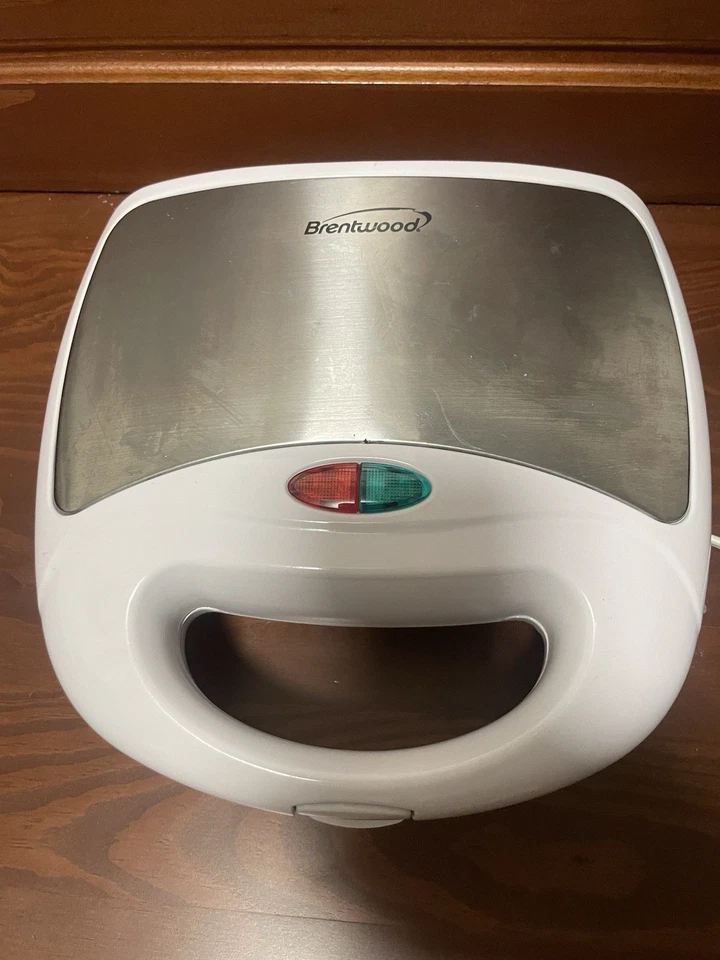 Brentwood Appliances Waffle Maker Dual White Nonstick 750 Watt Stainless Steel - Image 1 of 2