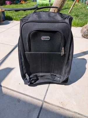 5 Cities Hand Luggage 42 Liters - Plain Black - Image 1 of 4