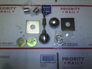 Corbin Russwin M2210 set finiture serratura P/N GRE-31 RH finitura cromo satinato 626 NUOVO - Foto 1 di 3