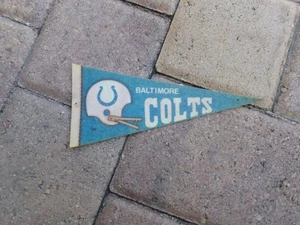 Vintage used 1970's Mini Pennant Baltimore Colts - Picture 1 of 1