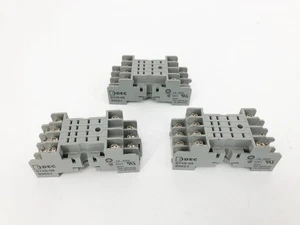 Lot of 3 New Idec SY4S-05 Relay Socket Bases 300V - No Box - Picture 1 of 4