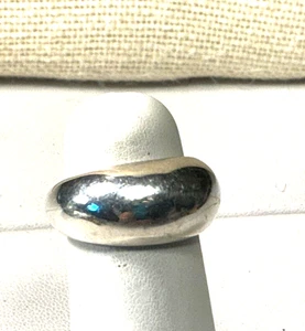 925 Sterling Ring Silver Signed AV India Puffy Domed Band SZ 8 - Picture 1 of 3