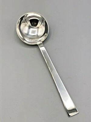 Cucharas sopera redondas o crema de plata esterlina Continental by International 6 1/8" Foto 1 de 3