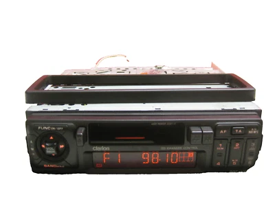 Autoradio Vintage  CLARION PW546174 LANCIA, PORSCHE geprüft - Bild 1 von 4