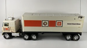Vintage Detroit Diesel Allison GMC 20" Truck and Trailer Nylint Pressed Metal - Picture 1 of 23