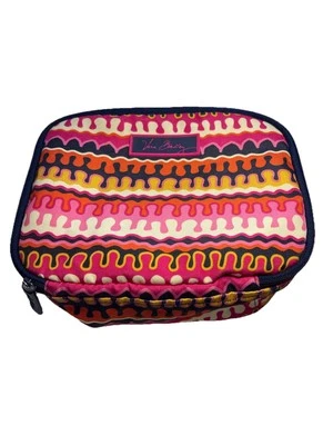 VERA BRADLEY Lighten Up Lunch Mate Cooler Bag /Lunchbox /Makeup Bag Rio Squiggle - Imagem 1 de 4