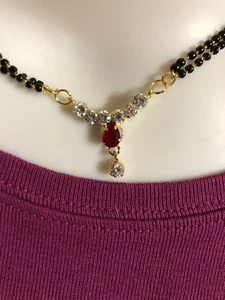 INDIA-MANGALSUTRA-ANUNCIO DORADO CRISTALES-COLLAR-BOLLYWOOD SUHAG BODA-VENDEDOR DE EE. UU. - Imagen 1 de 7
