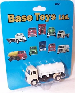 B T Models AMT-01 AEC Mercury Tanker in Cream/ White 1:76 OO new in Packet - Picture 1 of 1