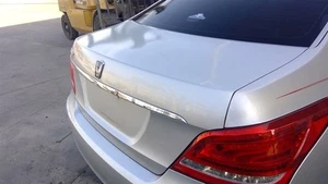 Cámara de visión trasera para maletero/portón trasero compatible con 12-13 EQUUS 2394465 - Imagen 1 de 12