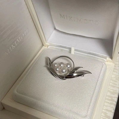 [Good condition] MIKIMOTO pearl brooch silver MIKIMOTO - Image 1 of 4