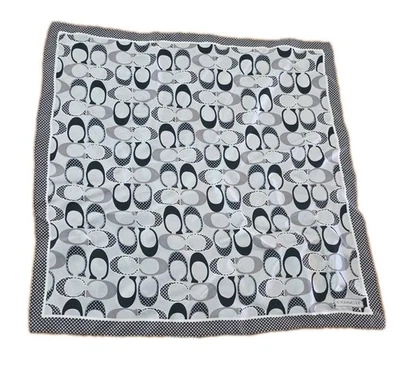 Auténtica bufanda de seda Coach cuadrada 21 pulgadas firma C lunares Foto 1 de 4