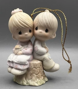 Precious Moments Love One Another Ornament 522929 - Bild 1 von 8
